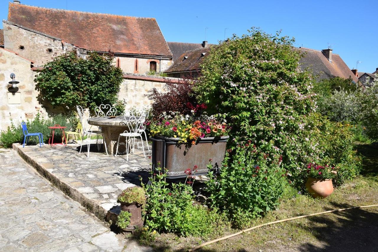 Le Gite Clos Monade Souvigny Exterior photo